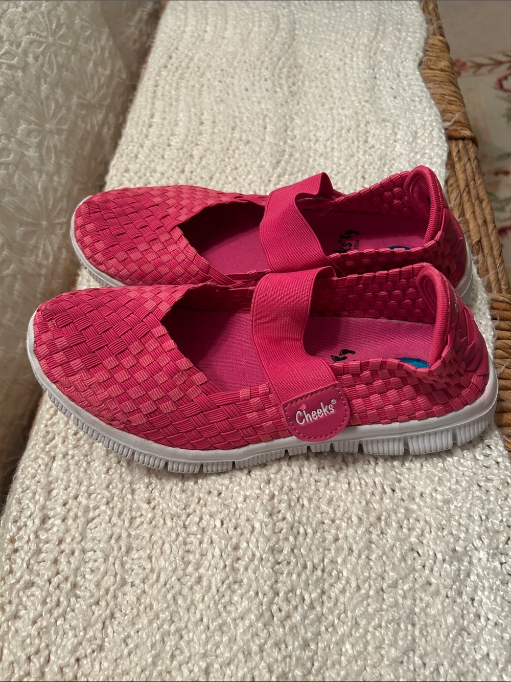 Women’s Cheeks by Tony Little - Pink Elastic Strap Slip-On Sneakers
Size 6.5